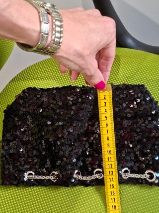 Borsetta paillettes nera con perle