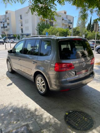 Volkswagen Touran 2011
