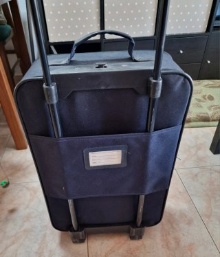 Maleta de cabina Coronado negra. No se envia