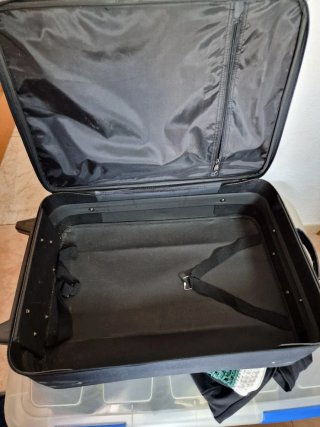 Maleta de cabina Coronado negra. No se envia
