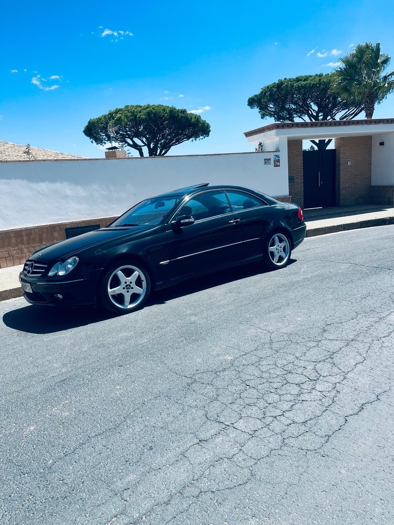 Mercedes-Benz  CLK 2024 - foto 1