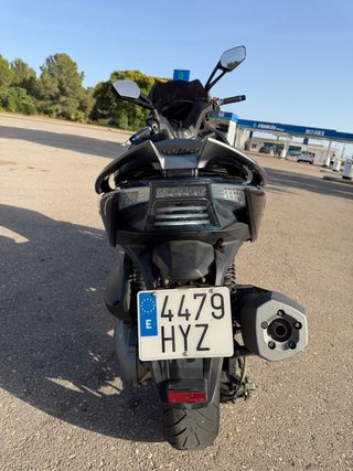 Kymco Xciting 400i Negra/Gris