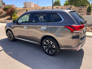 Mitsubishi Outlander PHEV