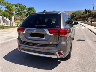 Mitsubishi Outlander PHEV