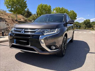 Mitsubishi Outlander PHEV