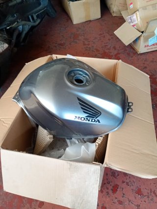 Depósito Gasolina Honda VFR 800 Gris