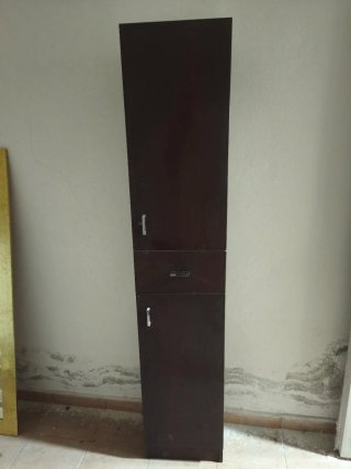 Mueble de baño con lavabo más mueble auxiliar