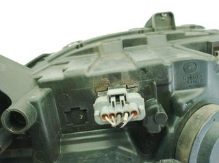 Renault 22530288 260104392r, 8200892495 faro clio