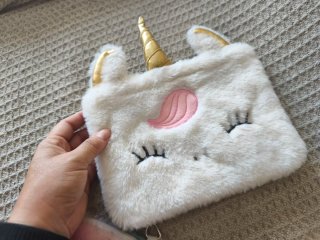 Set di due astucci per bambini con peluche, uno con unicorno e l'altro con nuvola