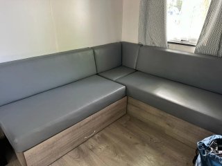 Sofá Cama Gris para Mobilhome