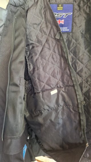 Chaqueta Moto RST Negra varios talles
