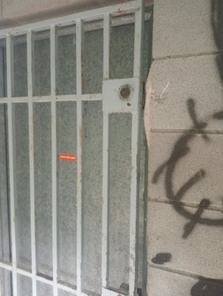 Reja de hierro para puerta