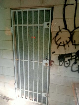 Reja de hierro para puerta