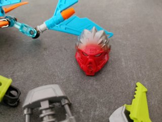 Lotto LEGO Bionicle pezzi vari