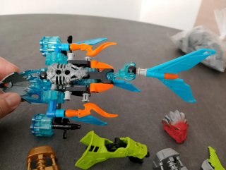 Lotto LEGO Bionicle pezzi vari