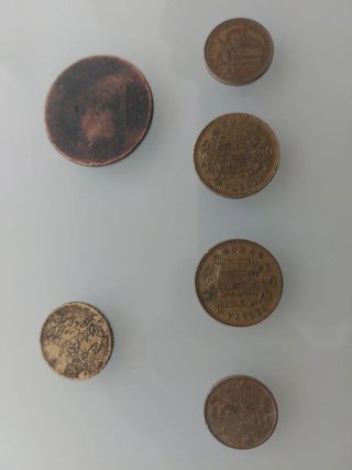 Lote monedas antiguas: 4 pesetas y 1 céntimo