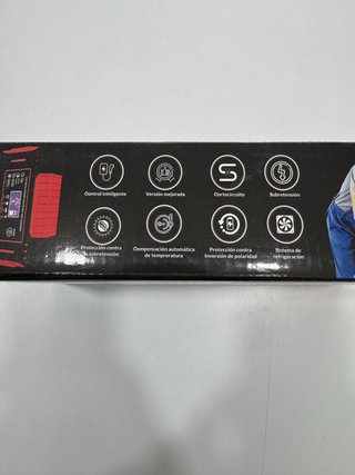 Cargador Batería Coche 12V / 6A Inteligente
