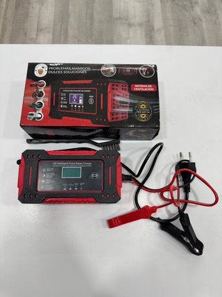 Cargador Batería Coche 12V / 6A Inteligente