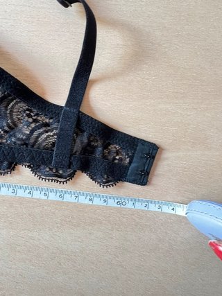 La Perla Black Lace Underwired Bra – Size 75C /