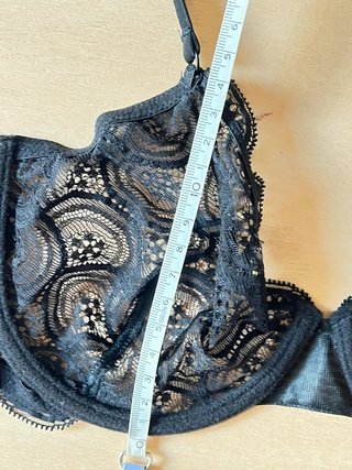 La Perla Black Lace Underwired Bra – Size 75C /