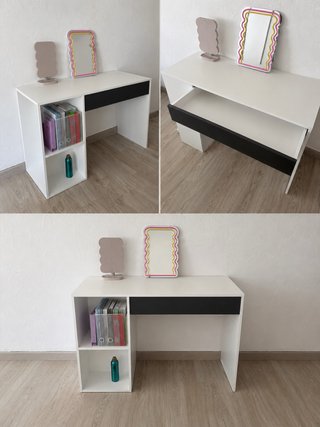 Escritorio blanco y negro con estantería