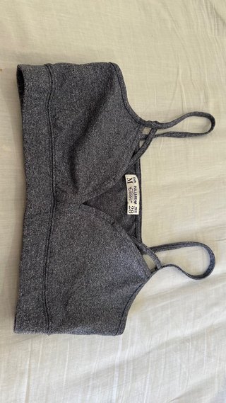 Top deportivo Pull&Bear gris M