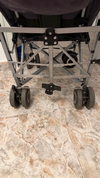 Silla de Paseo Maclaren Quest Morado