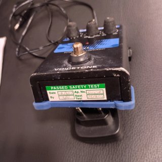 TC-Helicon VoiceTone H1 Pedal Armonizador