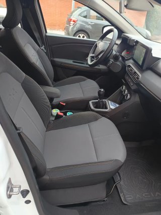 Dacia Sandero 2023