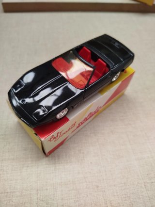 Coche Solido escala 1/43