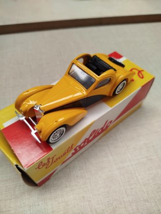 Coche Solido escala 1/43