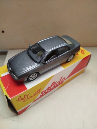 Coche Solido escala 1/43