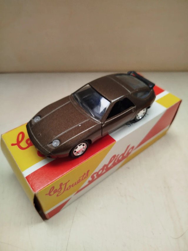 Coche Solido escala 1/43
