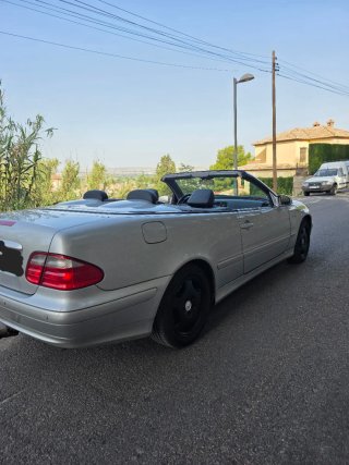Mercedes-Benz  CLK 2001