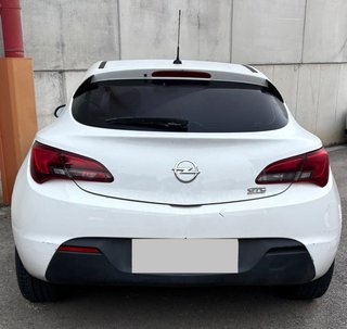 Opel Astra 2015
