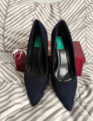 Zapatos de tacón negros