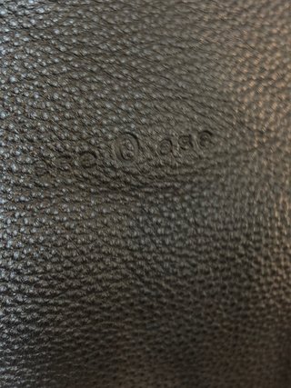 Bolso Negro Cuero