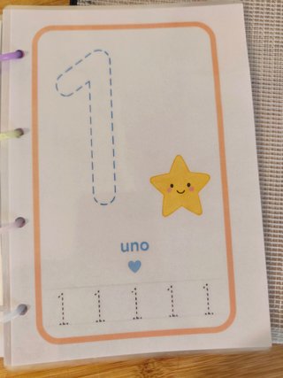 Libro infantil trazos números plastificado a mano