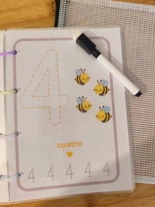 Libro infantil trazos números plastificado a mano