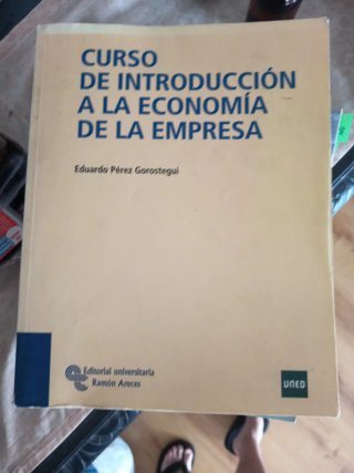 Varios libros - Economía y organización de empresa