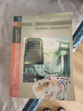 Varios libros - Economía y organización de empresa