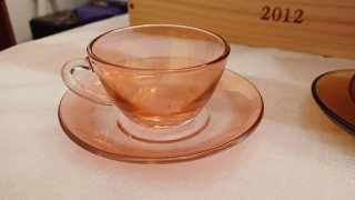 Tazas y platos vintage