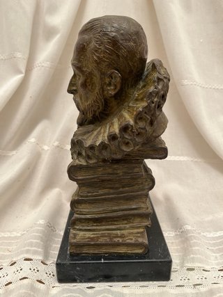 Busto Bronce Cervantes Juan Polo