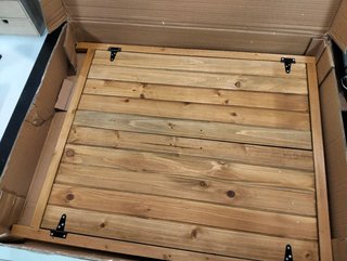 Armario Exterior de Madera Gardiun Abby 75x40x90cm