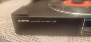 Tocadiscos LOTTE LP-30 Negro/Naranja