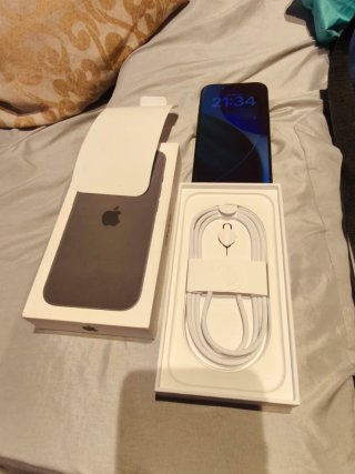 iPhone 17 256GB Negro | 100% batería | 18 ciclos |
