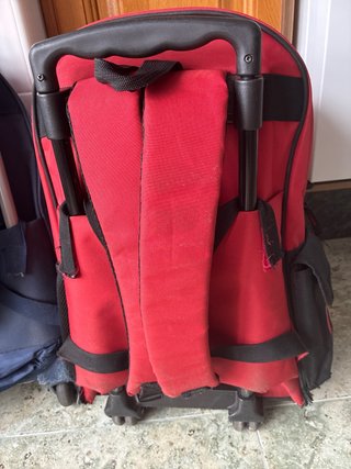 Regalo Mochilas Avengers y Naruto usadas