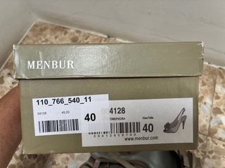 Zapatos Menbur Talla 39 Beige/Oro