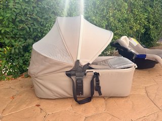 Muum Jané 3 piezas topo beige + bolso