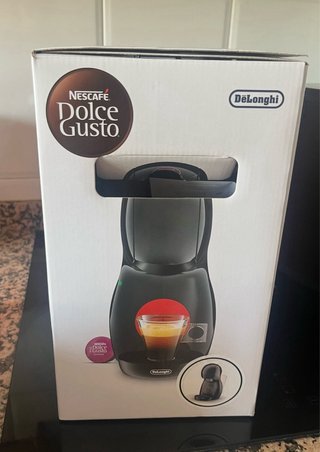 Cafetera Nescafé Dolce Gusto DeLonghi